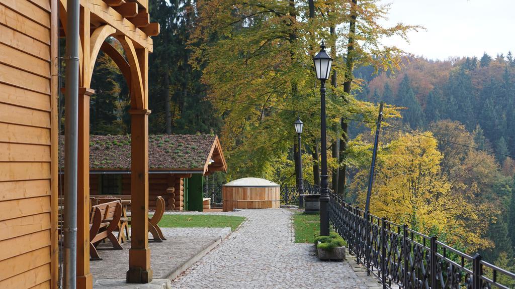 Pensjonat Alpejski Dwór Międzygórze Exterior foto